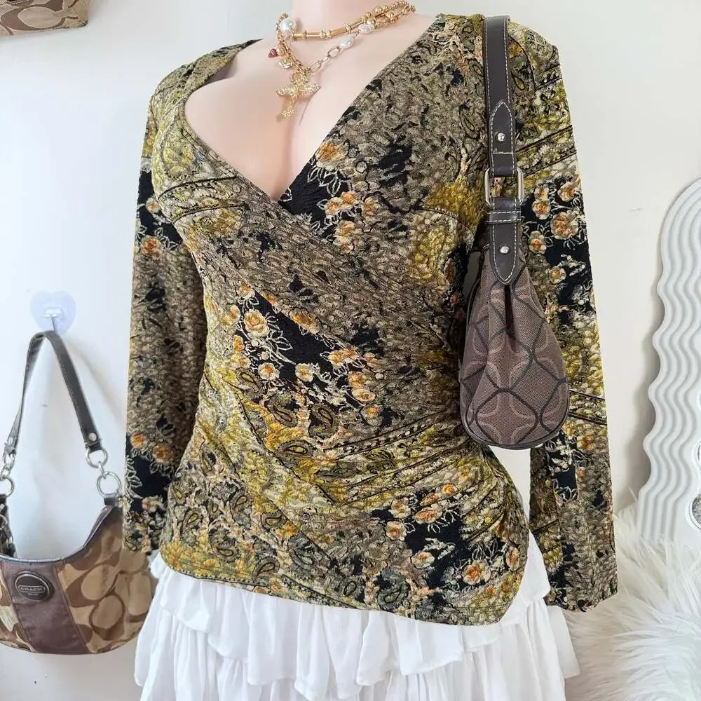 Vintage Whimsy Paisley Floral 3/4 Sleeve Ruched Wrap top